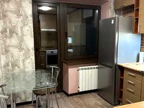 квартира по адресу Героїв Оборони ул., 5