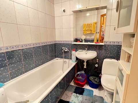 квартира за адресою Слави Стецько вул., 11-А