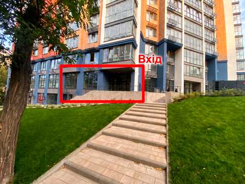 комерційна за адресою Половецька вул., 4