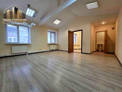 коммерческая по адресу Большая Васильковская ул. (Красноармейская), 28