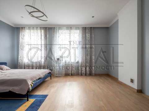 будинок за адресою Київ, Богатирська вул.