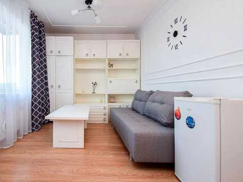 квартира за адресою Коновальця вул., 8