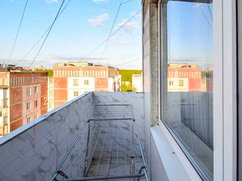 квартира за адресою Коновальця вул., 8