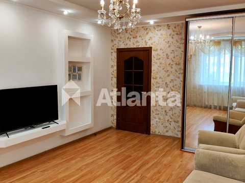 квартира за адресою Євгена Чикаленка вул., 43а