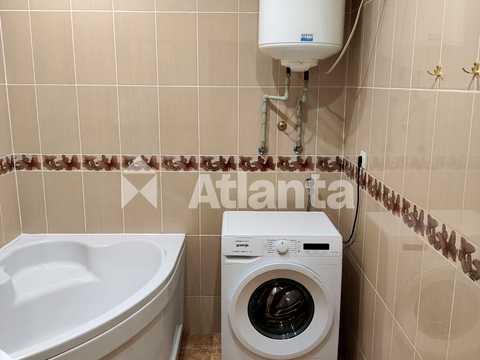 квартира за адресою Євгена Чикаленка вул., 43а