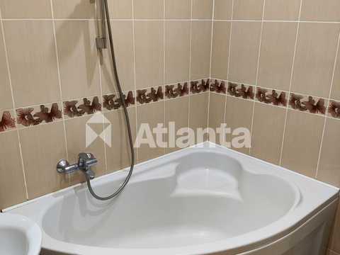 квартира за адресою Євгена Чикаленка вул., 43а