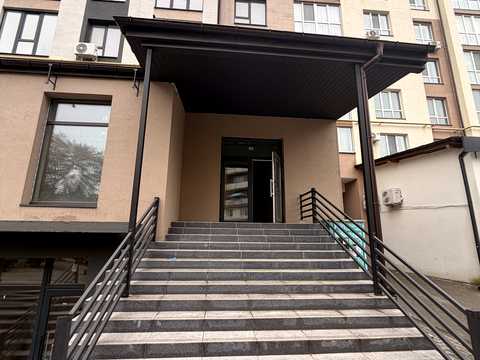 комерційна за адресою Івано-Франківськ, Чорновола вул., 155