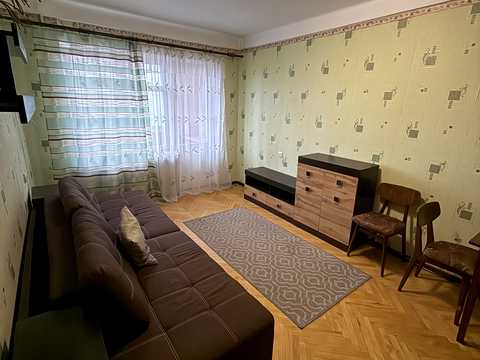 квартира за адресою Братиславська вул., 4