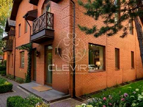 будинок за адресою с. Гора, Мисливська вул., 8