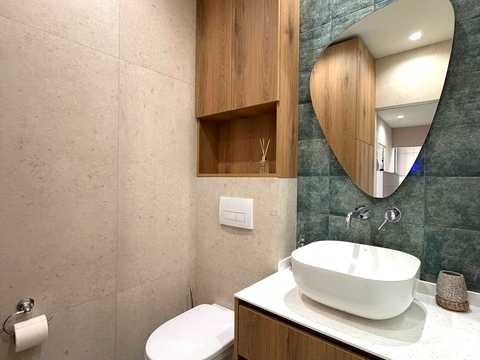 квартира за адресою Салютна вул., 2к18