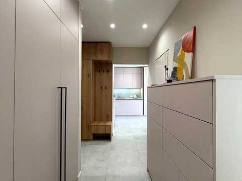 квартира за адресою Салютна вул., 2к18