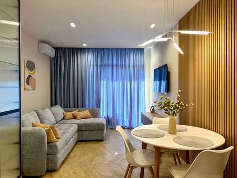 квартира за адресою Салютна вул., 2к18