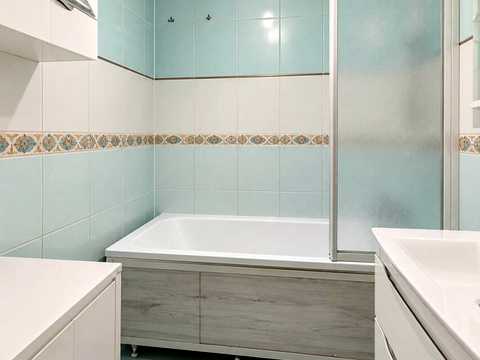 квартира по адресу Ревуцкого ул., 44
