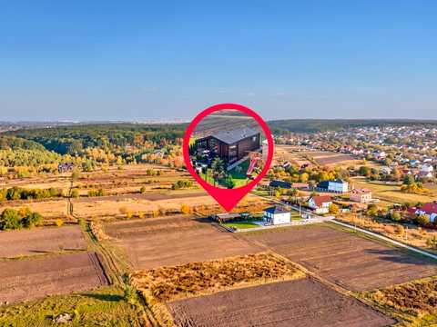 будинок за адресою Богдана Хмельницького