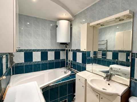 квартира за адресою Нововолинськ, Перемоги просп., 2А