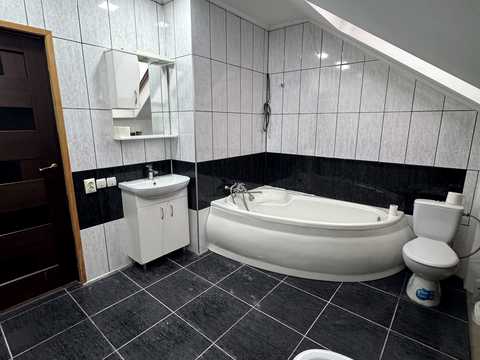 квартира за адресою Андрія Мельника вул., 1-А