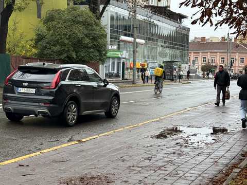 квартира за адресою Андрія Мельника вул., 1-А