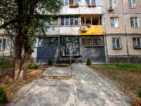 комерційна за адресою Київ, Звіринецька вул., 61
