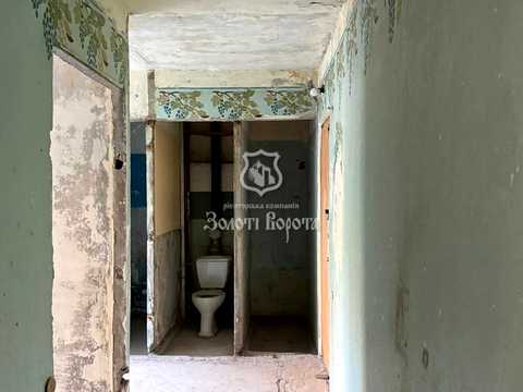 комерційна за адресою Київ, Звіринецька вул., 61