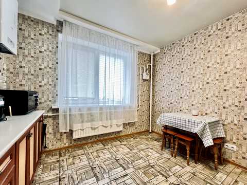 квартира по адресу Вишнева ул., 25