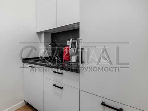 комерційна за адресою Тараса Шевченка бульв., 10