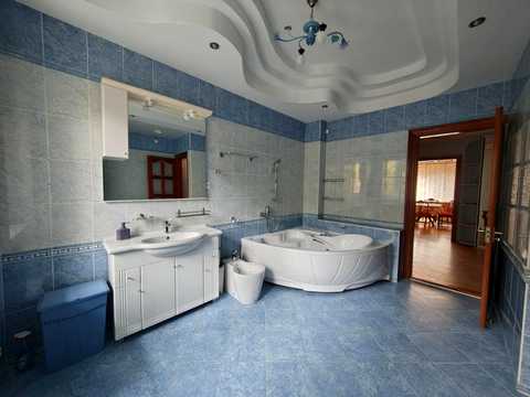 квартира по адресу Драгоманова ул., 56