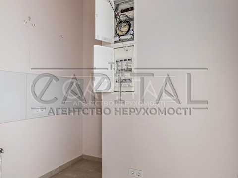 комерційна за адресою Володимирська вул., 86-А