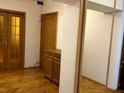 квартира за адресою Михайла Омеляновича-Павленка вул. (Суворова), 11