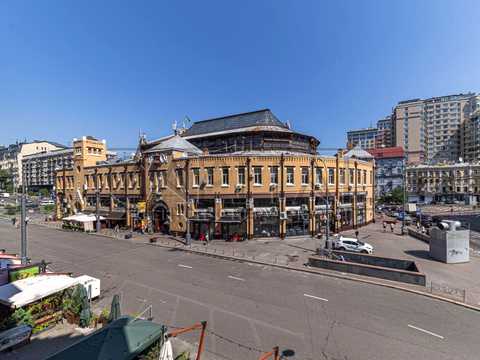 комерційна за адресою Басейна вул., 21-Б