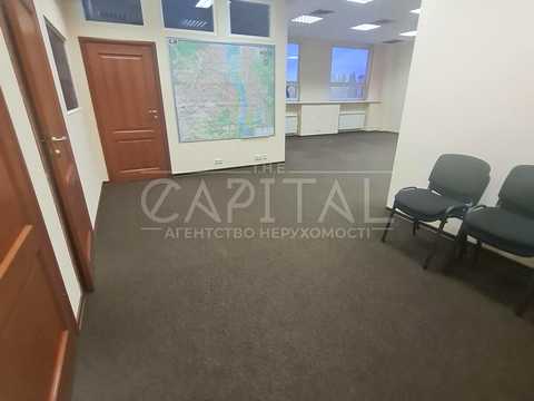комерційна за адресою Новокостянтинівська вул., 13/10