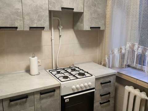 квартира по адресу Салютная ул., 19