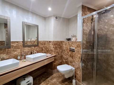 квартира за адресою Академіка Глушкова просп., 9-В