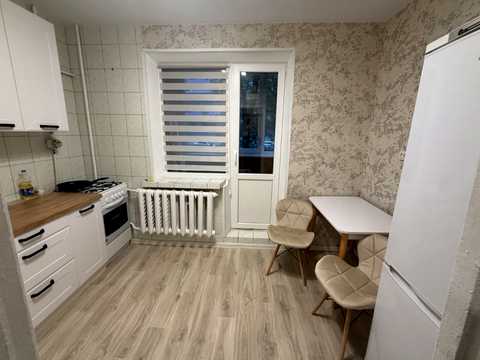 квартира за адресою Київ, Оболонський просп., 25