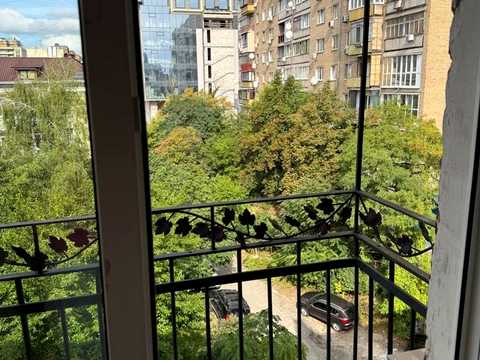 квартира по адресу Евгения Коновальца ул. (Щорса), 3