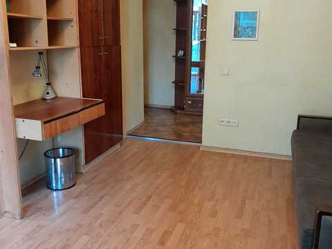 квартира за адресою Вокзальна вул. (Петровського), 8