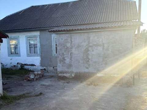 дом по адресу Будівельників ул.