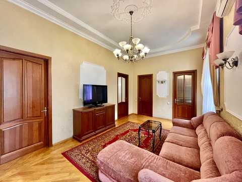 квартира за адресою Європейська вул. (Карла Маркса), 34/36