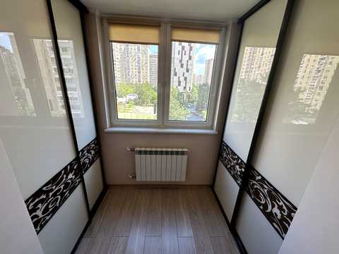 квартира за адресою Анни Ахматової вул., 39-А