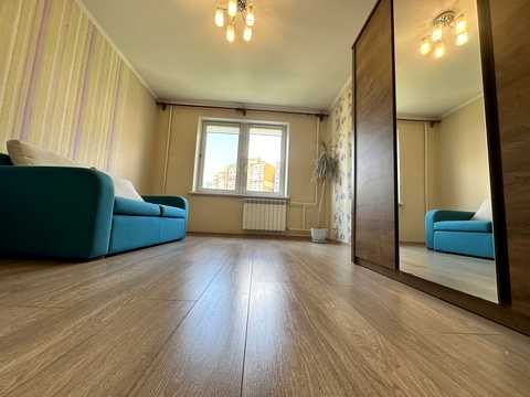 квартира за адресою Анни Ахматової вул., 39-А