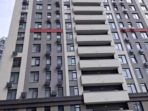 квартира за адресою Любомира Гузара просп. (Космонавта Комарова), 13