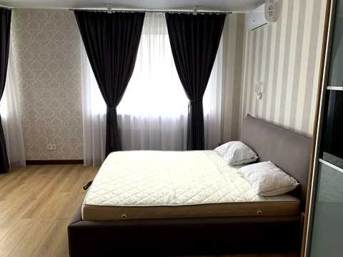 квартира за адресою Андрія Аболмасова вул. (Панельна), 7