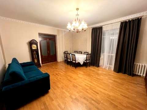 квартира за адресою Львів, Євгена Коновальця вул. (), 93