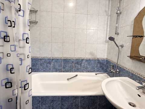 квартира по адресу Зои Гайдай ул., 3