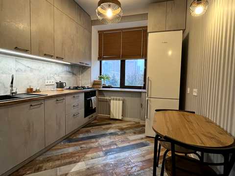 квартира за адресою Велика Васильківська вул. (Червоноармійська), 111/113