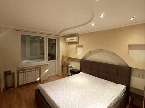 квартира по адресу Метростроителей ул., 40
