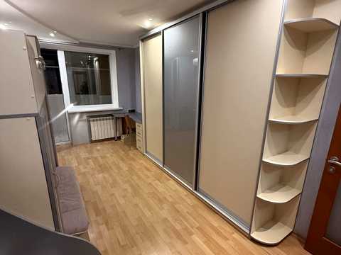 квартира по адресу Метростроителей ул., 40
