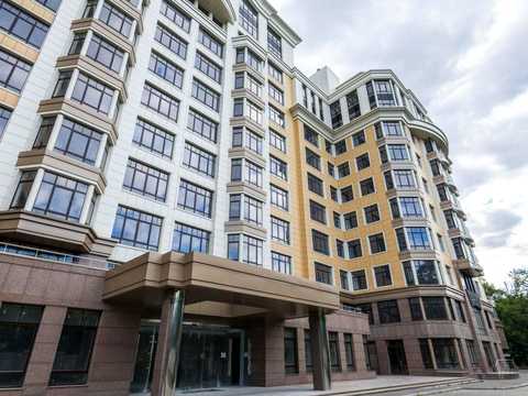 комерційна за адресою Михайла Грушевського вул., 9б