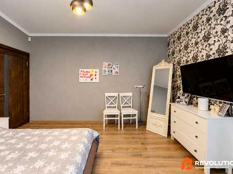 дом по адресу Садова ул., 118А