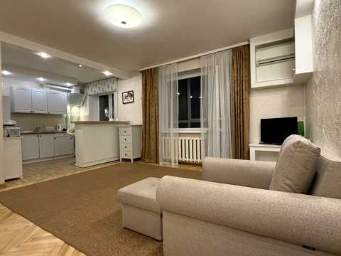 квартира за адресою Курганівська вул., 3