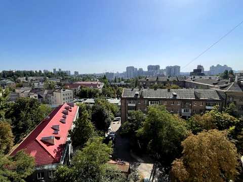 квартира за адресою Курганівська вул., 3